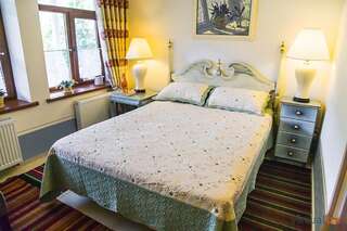 Отели типа «постель и завтрак» Resedinta Rotundu Butuceni Двухместный номер Делюкс с 1 кроватью и красивым видом-2